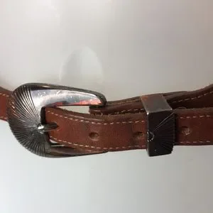 Silver Creek Collection Studded Genuine Leather Brown Belt animals western 25 Silver Creek Collection Brown Leather Southwest Animal Belt  main image 3